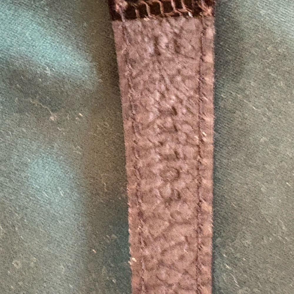 Vintage Gucci 3000L Quartz Ladies Watch 25 mm black dial crocodile skin strap - Picture 14 of 14